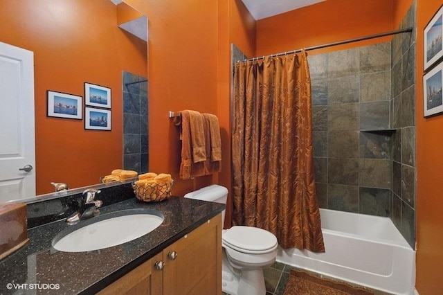 1464 S Michigan Ave Unit 703, Chicago, IL 60605 - bathroom with toilet, vanity, shower / tub combo, and tile patterned floors
