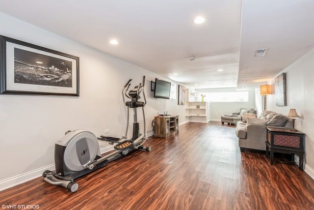 1080 E Prairie Ave, Des Plaines, IL 60016 - exercise room featuring dark wood finished floors, recessed lighting, and baseboards