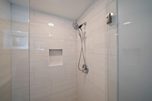 11731 Blackburn Dr, Orland Park, IL 60467 - bathroom featuring a stall shower