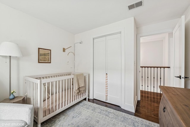 4328 N Ridgeway Ave, Chicago, IL 60618 - bedroom with wood finished floors and a closet
