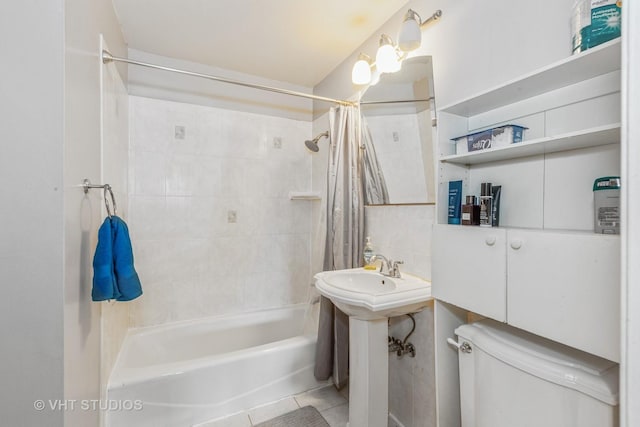 1313B S Rebecca Rd Unit 215, Lombard, IL 60148 - full bath featuring shower / tub combo, toilet, tile walls, and tile patterned floors