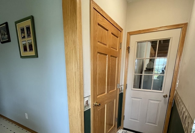 80 N 14th Rd, Lostant, IL 61334 - view of doorway