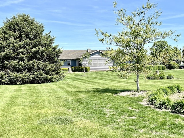 80 N 14th Rd, Lostant, IL 61334 - view of green lawn