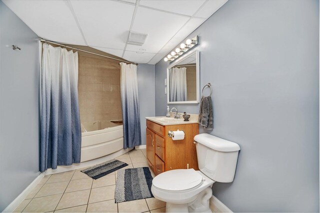 424 Falcon Ridge Way, Bolingbrook, IL 60440 - bathroom featuring tile patterned flooring, baseboards, vanity, toilet, and shower / bath combo