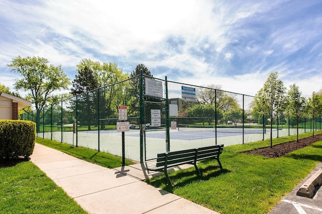 2700 E Bel Aire Dr Unit 304, Arlington Heights, IL 60004 - view of tennis court