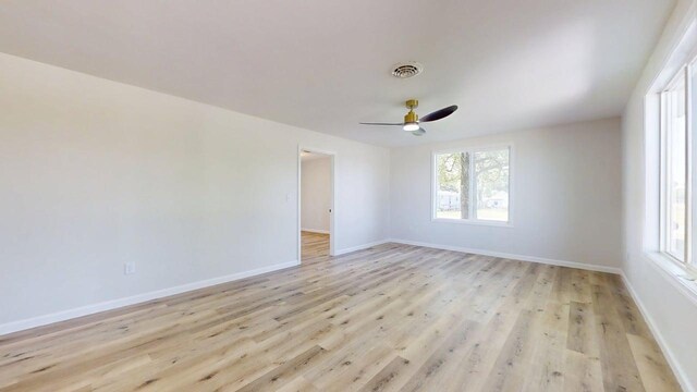 302 N Johnson St, Longview, IL 61852 - photo 4