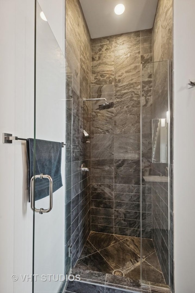 2116 W Barry Ave Unit 3, Chicago, IL 60618 - full bath with a shower stall and recessed lighting