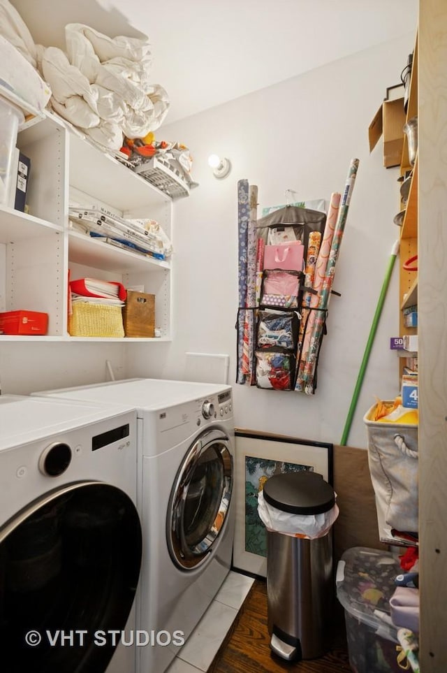 2116 W Barry Ave Unit 3, Chicago, IL 60618 - laundry area featuring washer and dryer and wood finished floors