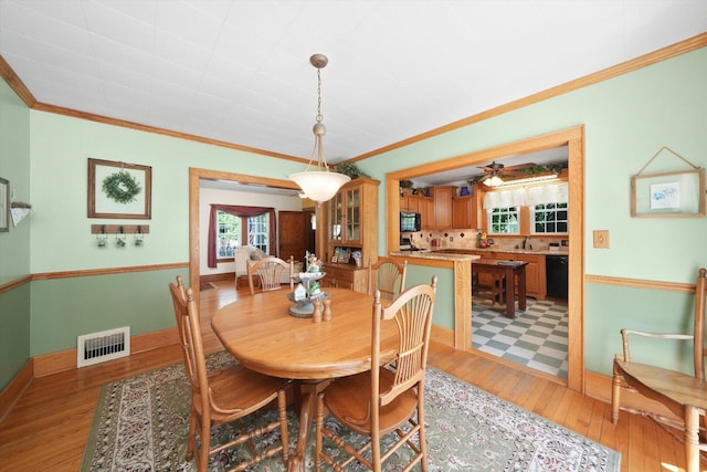 636 1st St, Crete, IL 60417 - photo 7