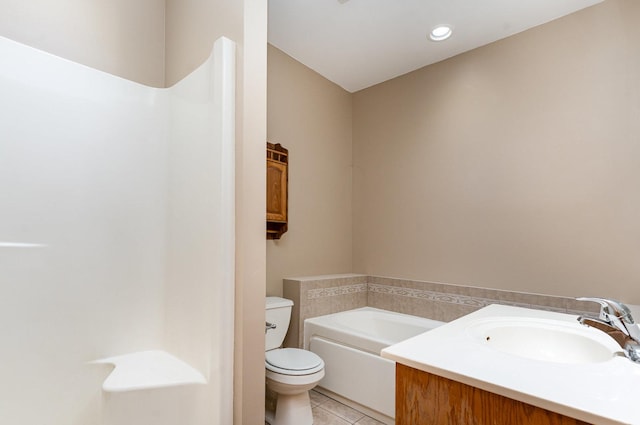 1073 Hawthorne Ave, Beecher, IL 60401 - bathroom featuring a sink, toilet, tile patterned floors, a bathtub, and recessed lighting