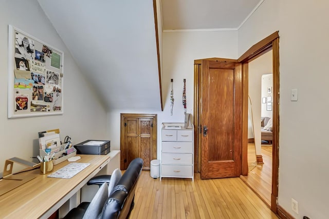 3746 N Hermitage Ave, Chicago, IL 60613 - office area with light wood-style floors, ornamental molding, and vaulted ceiling