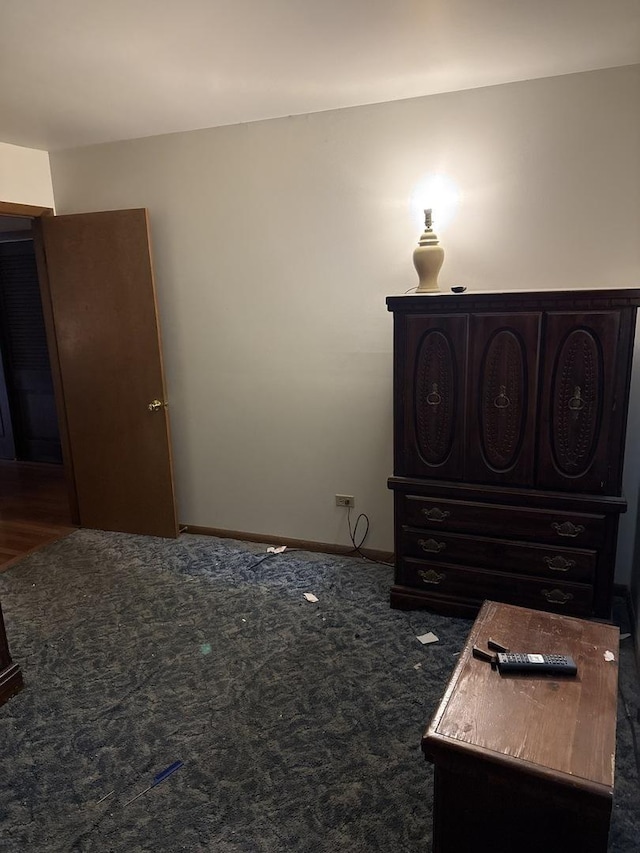 1214 E 165th St, South Holland, IL 60473 - bedroom with baseboards and carpet floors