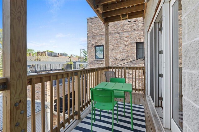 3616 N Janssen Ave Unit 2N, Chicago, IL 60613 - view of balcony