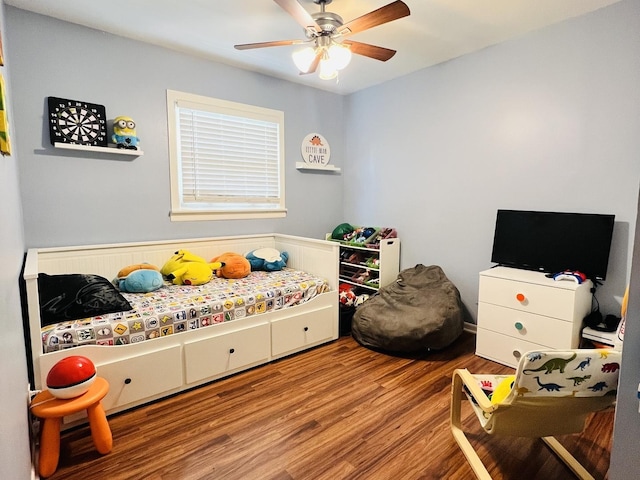 8605 Leclaire Ave, Burbank, IL 60459 - bedroom featuring wood finished floors and a ceiling fan