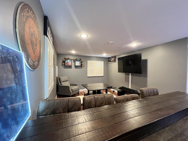 8605 Leclaire Ave, Burbank, IL 60459 - living area with recessed lighting