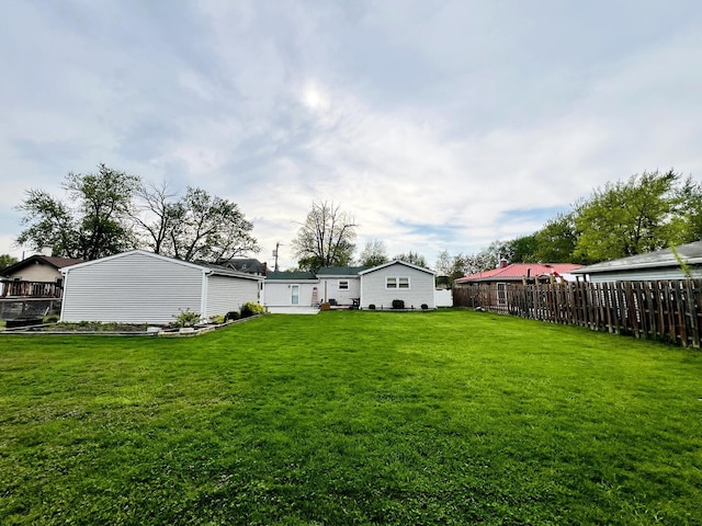 8605 Leclaire Ave, Burbank, IL 60459 - view of yard