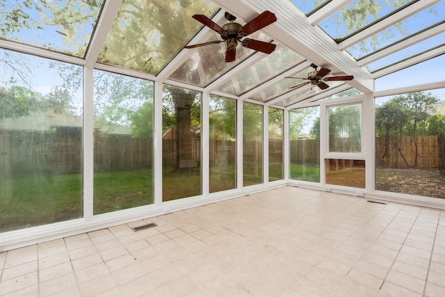 937 Twilight Ln, Wheeling, IL 60090 - unfurnished sunroom featuring a ceiling fan and vaulted ceiling