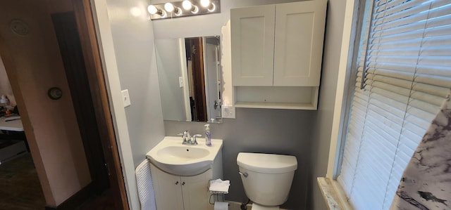 1128 N Hickory St, Joliet, IL 60435 - bathroom featuring vanity and toilet