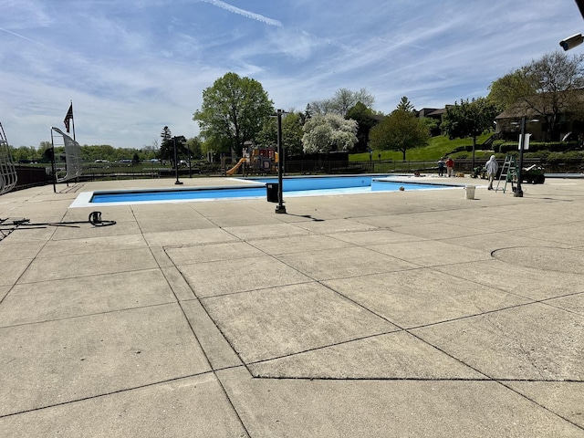 35 Montego Colony Unit 1, Fox Lake, IL 60020 - community pool featuring fence