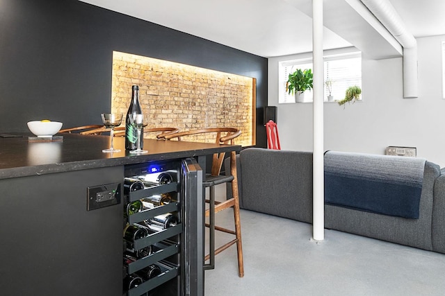 2021 N Leavitt St Unit G, Chicago, IL 60647 - view of indoor bar