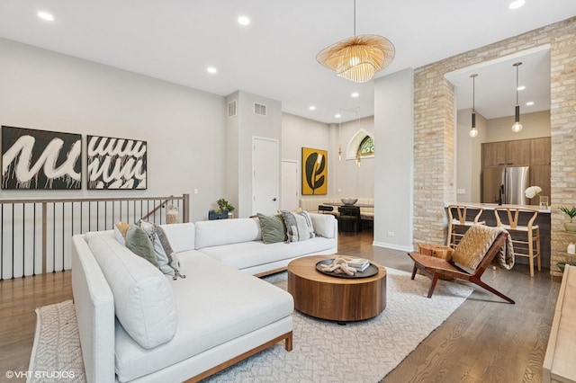 921 N Hoyne Ave Unit 1, Chicago, IL 60622 - living area featuring wood finished floors and recessed lighting