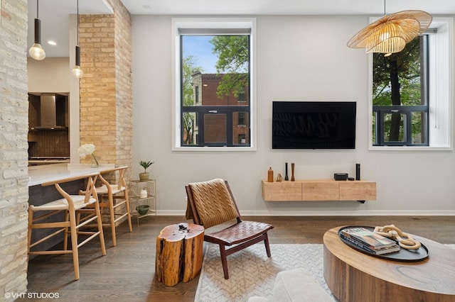 921 N Hoyne Ave Unit 1, Chicago, IL 60622 - living area featuring wood finished floors and baseboards