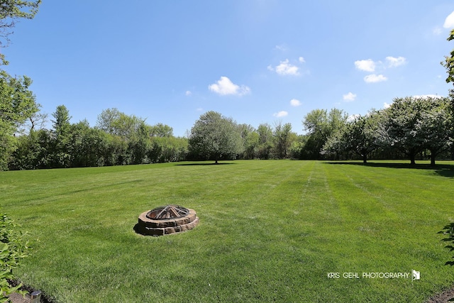 36708 Old Woods Trl, Gurnee, IL 60031 - view of green lawn featuring a fire pit