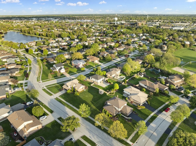 15540 Frances Ln, Orland Park, IL 60462 - aerial view of property's location featuring nearby suburban area and a large body of water