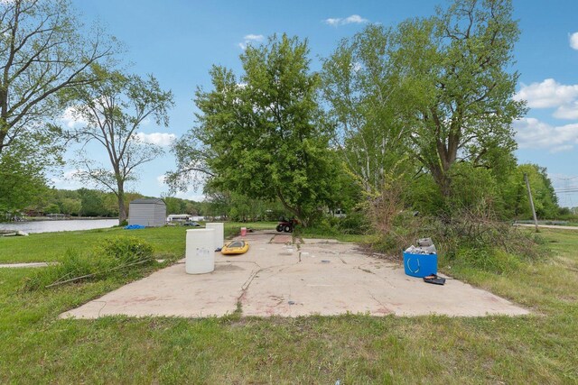 2418 Colby Dr, Mchenry, IL 60050