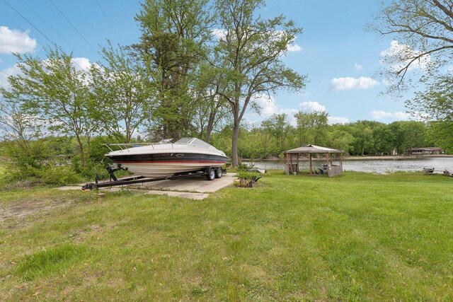 2418 Colby Dr, Mchenry, IL 60050