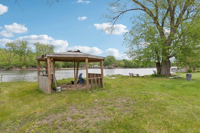2418 Colby Dr, Mchenry, IL 60050