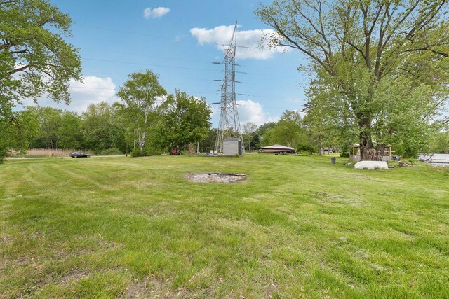 2418 Colby Dr, Mchenry, IL 60050
