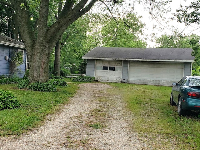 517 S Hebbard St, Joliet, IL 60433 - view of detached garage