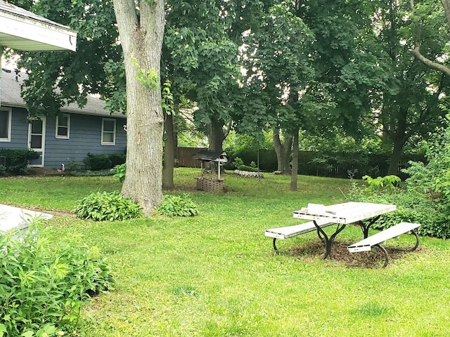 517 S Hebbard St, Joliet, IL 60433 - view of grassy yard
