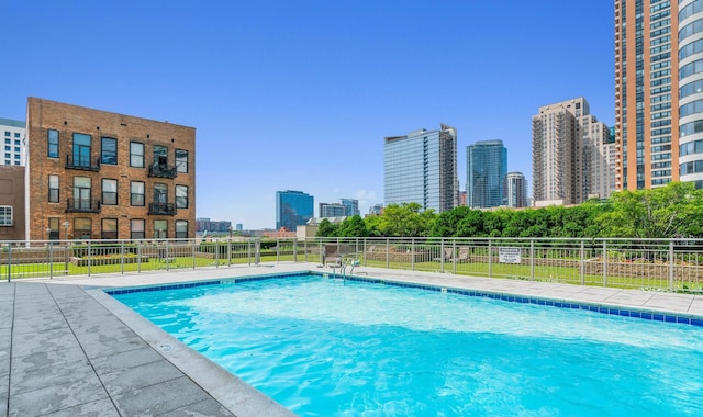 1250 S Michigan Ave Unit 2203, Chicago, IL 60605 - community pool featuring a view of skyline