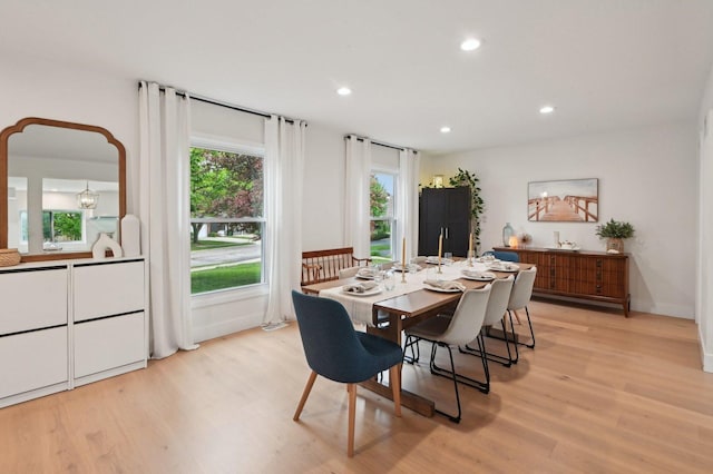 0N467 Cloos Ct, Winfield, IL 60190 - dining room featuring light wood finished floors, recessed lighting, and baseboards