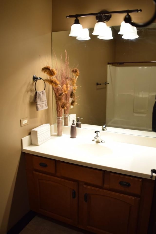 133 S Grove Ave, Elgin, IL 60120 - bathroom featuring vanity