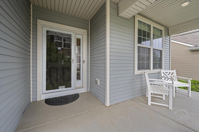 729 Hamilton Dr, South Elgin, IL 60177 - property entrance featuring a porch