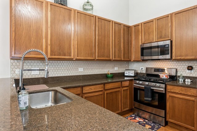 740 Countryfield Ln, Elgin, IL 60120 - photo 4