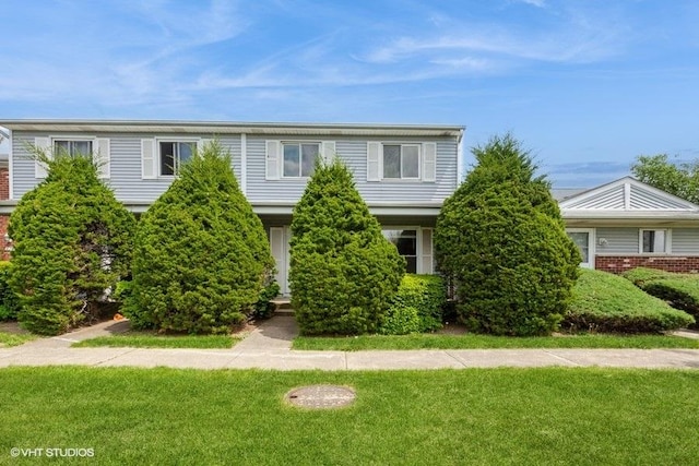 412 Greentree Ln, Bolingbrook, IL 60440 - photo 1