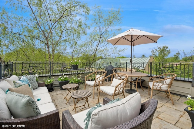 view of patio / terrace featuring an outdoor hangout area