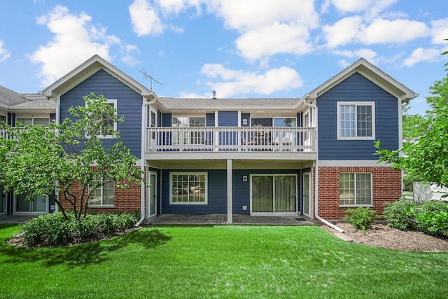 201 Charleston Ct Unit 2, Schaumburg, IL 60193 - rear view of property with a yard and brick siding