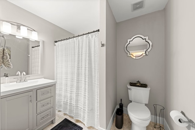 5306 Whisper Meadow Ct, Plainfield, IL 60586 - bathroom with toilet, vanity, baseboards, and a shower with curtain