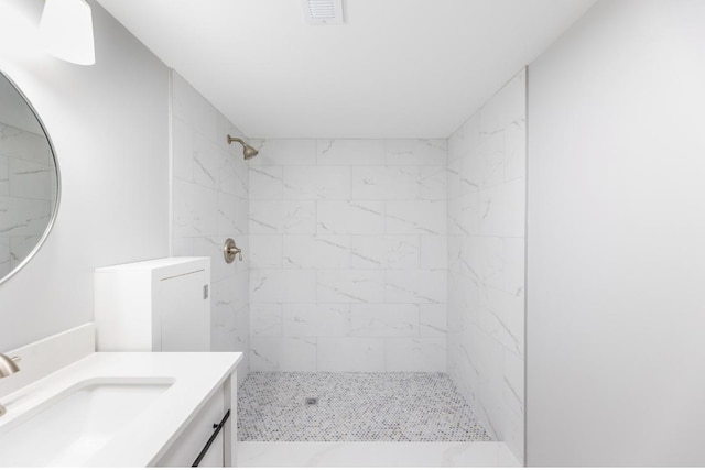 126 Strieff Ave, Chicago Heights, IL 60411 - bathroom with vanity and tiled shower