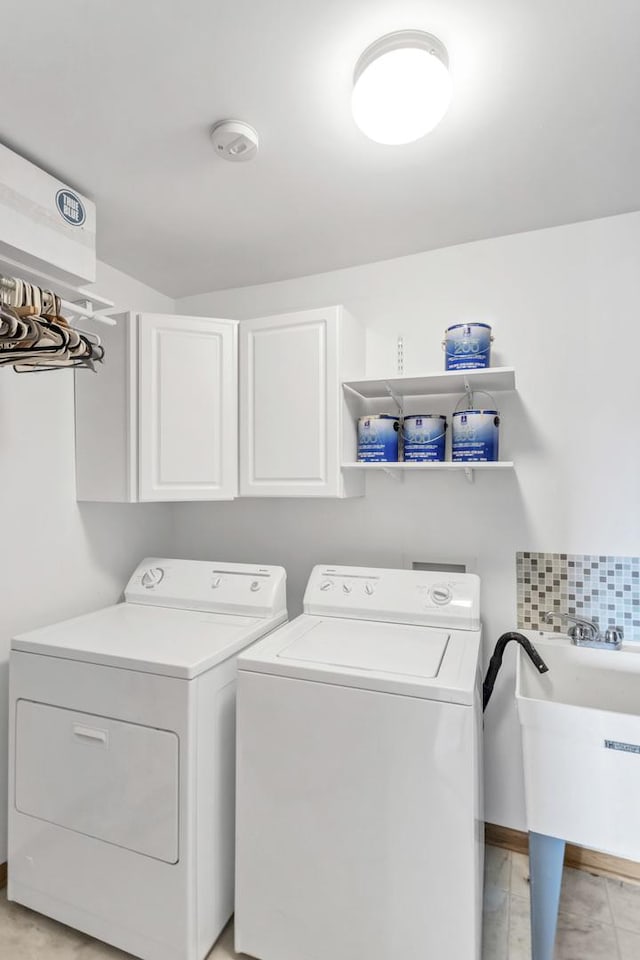 6850 W Winding Trl Unit 406, Oak Forest, IL 60452 - laundry area featuring cabinet space, washing machine and dryer, and baseboards