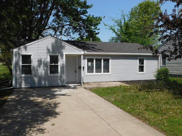 271 Toni St, Bourbonnais, IL 60914 - ranch-style house featuring roof with shingles