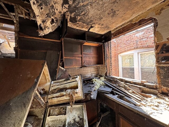 8020 S Colfax Ave, Chicago, IL 60617 - view of miscellaneous room
