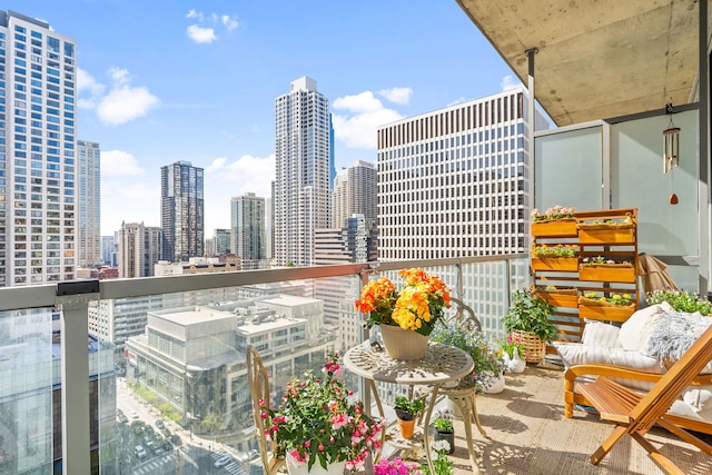 balcony with a view of skyline
