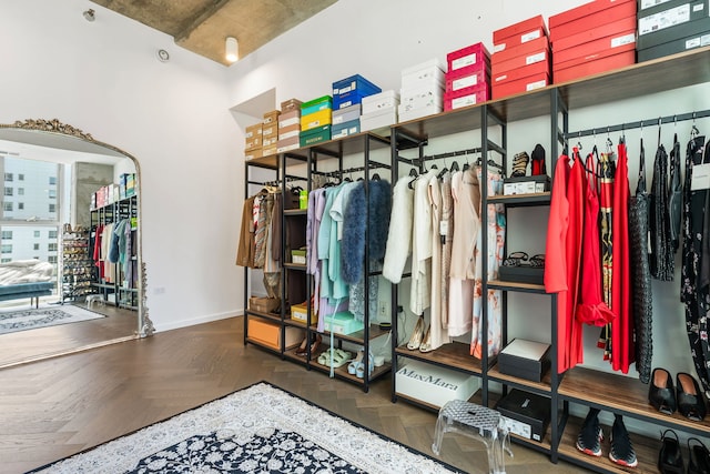 view of spacious closet
