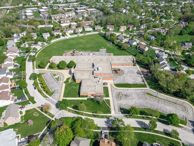325 Hemlock Ln, West Chicago, IL 60185 - aerial view of property's location with nearby suburban area